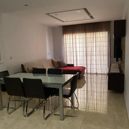 Apartament Sansuna